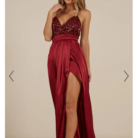 green emerald velvet dress Women Elegant Evening Gowns, One Shoulder Sequin Formal Dresses, Red Slit  Dress for Prom Weading (US, Numeric, 2, Regular, Regular, Red) at Amazon  Women's Clothing store main image 1